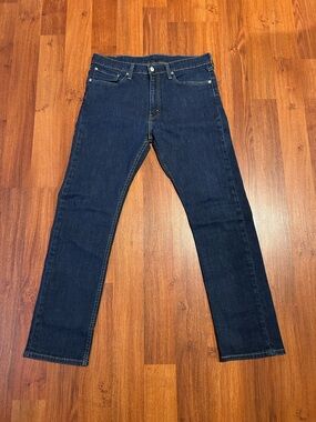 Levi’s 513’s size: 34/32
